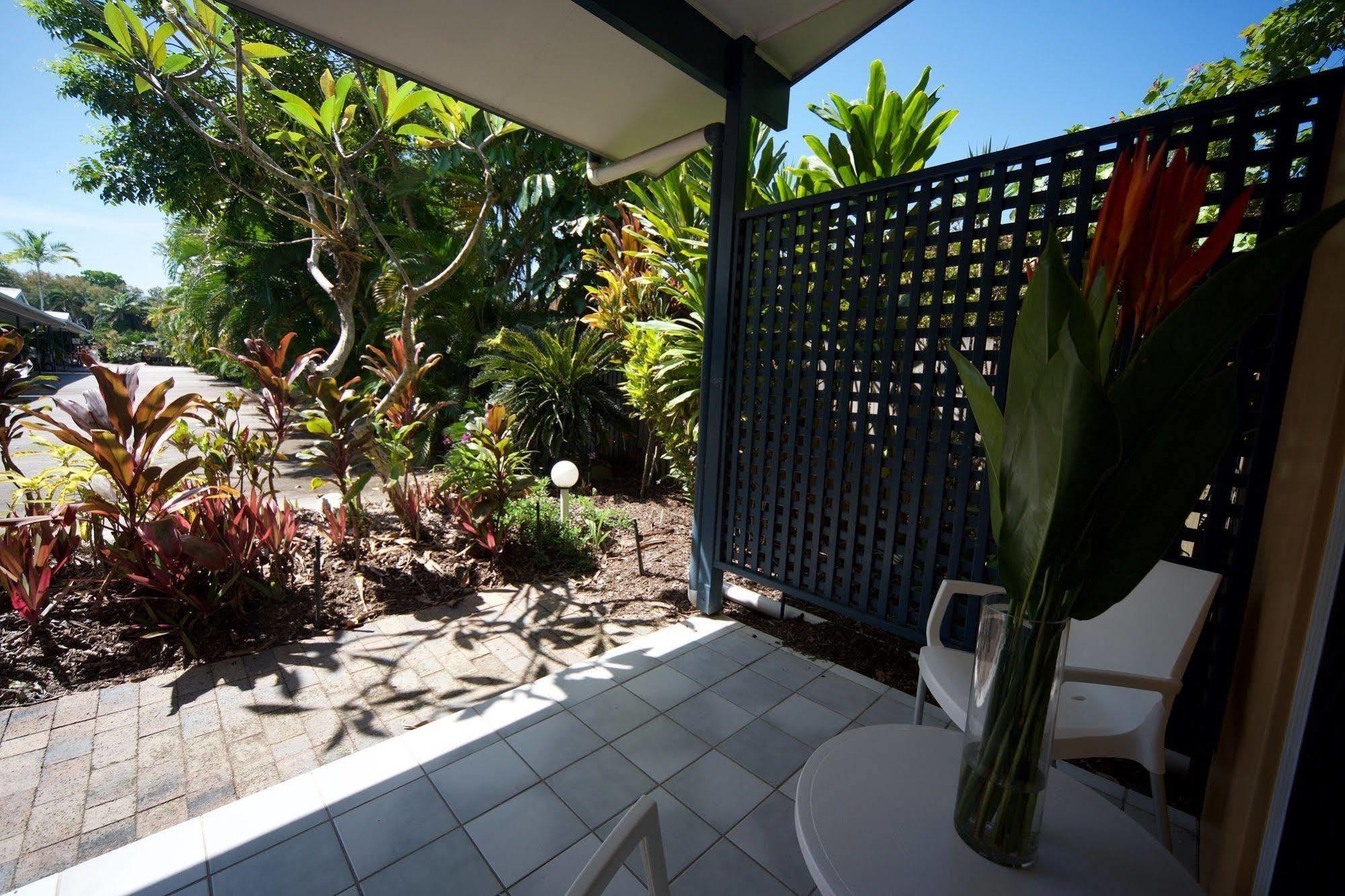 Lazy Lizard Motor Inn Port Douglas Exterior foto
